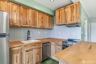 330 Columbia St, Cathlamet, WA 98612 - Photo 33