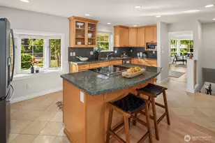 6818 49th Ave NE, Seattle, WA 98115 - Photo 11