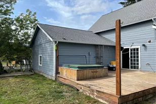 517 D St, Vader, WA 98593 - Photo 3