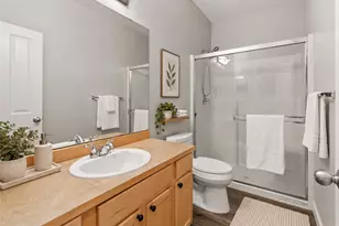 21820 45th Pl S, Kent, WA 98032 - Photo 29