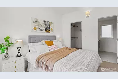 728 3rd Avenue N, Seattle, WA 98109 - Photo 13
