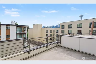 728 3rd Avenue N, Seattle, WA 98109 - Photo 23