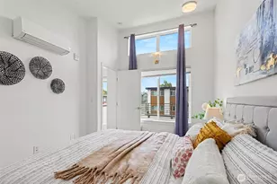 728 3rd Ave N, Seattle, WA 98109 - Photo 15