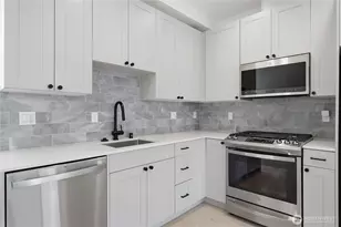4608 Woodland Park Ave N, Seattle, WA 98103 - Photo 7