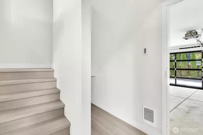 7005 NE 182nd St #102, Kenmore, WA 98028 - Photo 25
