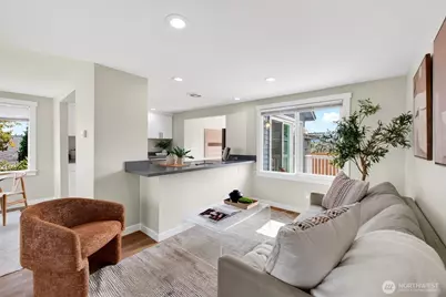 2907 SW Cloverdale Street, Seattle, WA 98126 - Photo 3