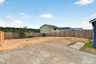2909 SW Cloverdale St, Seattle, WA 98126 - Photo 13