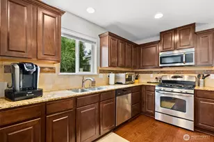 7839 Riverview Ct SE, Olympia, WA 98501 - Photo 5