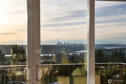4360 Somerset Boulevard SE, Bellevue, WA 98006 - Photo 7