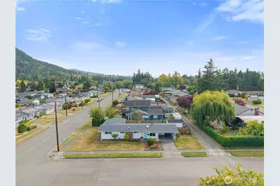 1418 Hillcrest Parkway, Mount Vernon, WA 98274 - Photo 33