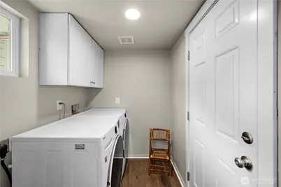 1418 Hillcrest Parkway, Mount Vernon, WA 98274 - Photo 11