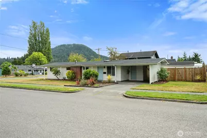 1418 Hillcrest Parkway, Mount Vernon, WA 98274 - Photo 1