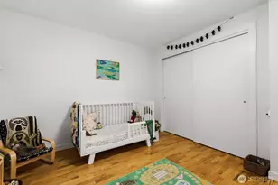 5625 SW Teig Pl, Seattle, WA 98116 - Photo 15
