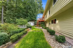 17101 NE 28th Pl, Bellevue, WA 98008 - Photo 35