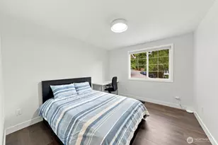 17101 NE 28th Pl, Bellevue, WA 98008 - Photo 19