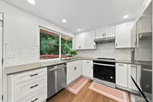 17101 NE 28th Pl, Bellevue, WA 98008 - Photo 9