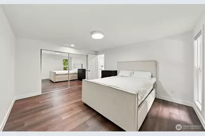 17101 NE 28th Place, Bellevue, WA 98008 - Photo 15