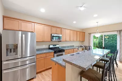 24750 NE 3rd Place, Sammamish, WA 98074 - Photo 7