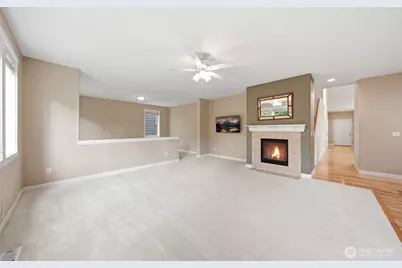 24750 NE 3rd Place, Sammamish, WA 98074 - Photo 13