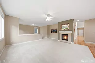 24750 NE 3rd Pl, Sammamish, WA 98074 - Photo 13
