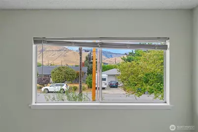 107 Schafer St #9B, Wenatchee, WA 98801 - Photo 13
