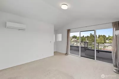 3821 S Cloverdale St, Seattle, WA 98118 - Photo 21