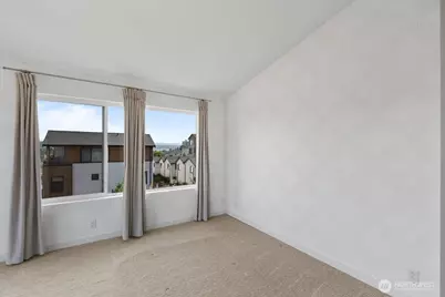 3821 S Cloverdale St, Seattle, WA 98118 - Photo 25