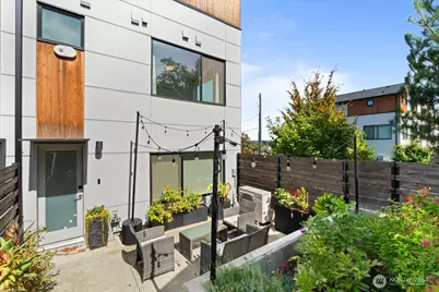 3821 S Cloverdale St, Seattle, WA 98118 - Photo 29
