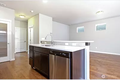 3795 Portside Drive, Bremerton, WA 98312 - Photo 7