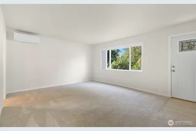 12262 20th Avenue S, Seattle, WA 98168 - Photo 5