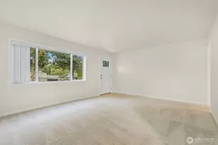 12262 20th Ave S, Seattle, WA 98168 - Photo 7