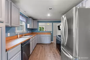 2524 Barnett St, Bremerton, WA 98310 - Photo 13