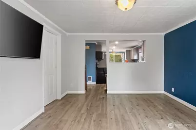2524 Barnett Street, Bremerton, WA 98310 - Photo 3