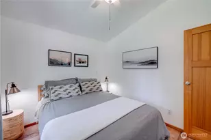 7537 Canyon View Dr, Glacier, WA 98244 - Photo 25