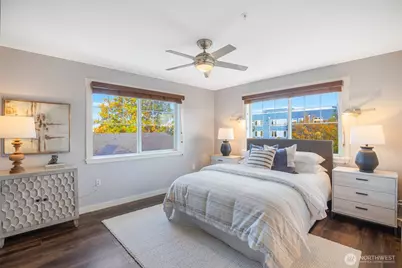 107 Ave. 20th #401, Seattle, WA 98122 - Photo 3