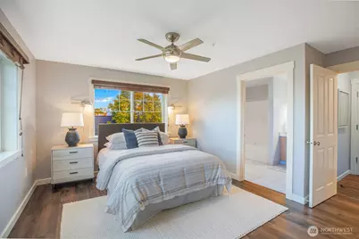 107 Ave. 20th #401, Seattle, WA 98122 - Photo 5