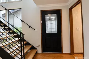 17420 147th Ave SE, Renton, WA 98058 - Photo 9