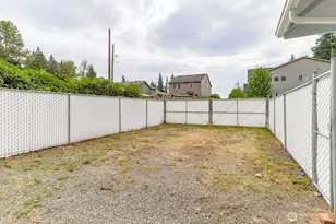 8303 170th St E, Puyallup, WA 98375 - Photo 39