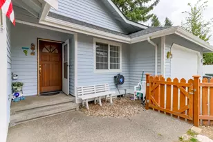 8303 170th St E, Puyallup, WA 98375 - Photo 3