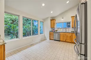 10827 159th Ct NE, Redmond, WA 98052 - Photo 7