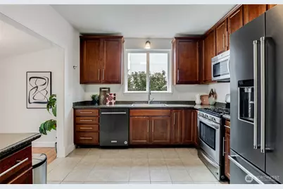 3907 S Edmunds Street, Seattle, WA 98118 - Photo 5