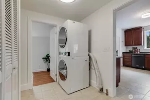 3907 S Edmunds St, Seattle, WA 98118 - Photo 13