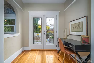 2428 5th Avenue W, Seattle, WA 98119 - Photo 13