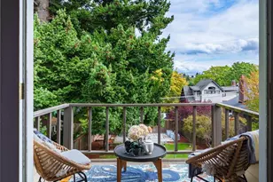 2428 5th Ave W, Seattle, WA 98119 - Photo 17
