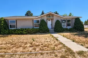 423 Caldwell St, Hartline, WA 99135 - Photo 1
