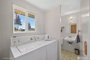 2491 Carefree Pl, Oak Harbor, WA 98277 - Photo 25