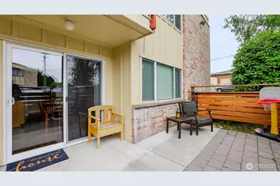 425 45th Street SW #208, Everett, WA 98203 - Photo 5