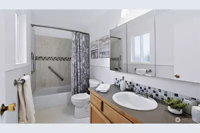 425 45th Street SW #208, Everett, WA 98203 - Photo 23