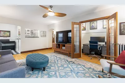 408 Bellevue Avenue E #201, Seattle, WA 98102 - Photo 7