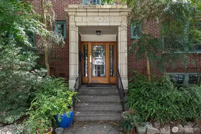 408 Bellevue Avenue E #201, Seattle, WA 98102 - Photo 1